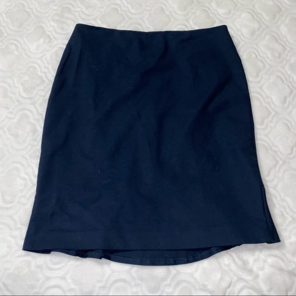 Ann Taylor Dresses & Skirts - Ann Taylor Petites Navy Blue Tulip Skirt - Elegant & Feminine - 8p